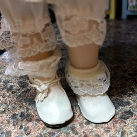 Porcelain dolls from the 90s - Picture 6 of 11
